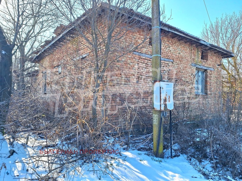 Продава КЪЩА, с. Санадиново, област Плевен, снимка 9 - Къщи - 53415897