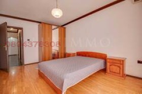 Продава 3-СТАЕН, гр. София, Център, снимка 4