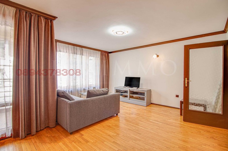 Продава 3-СТАЕН, гр. София, Център, снимка 2 - Апартаменти - 53235627