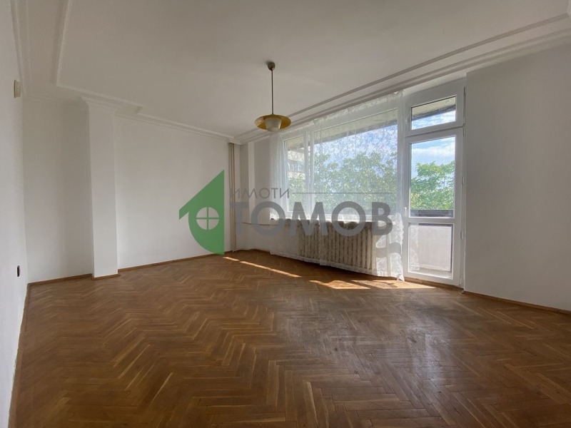 Na sprzedaż  2 sypialnie Szumen , Centar , 72 mkw | 81082930