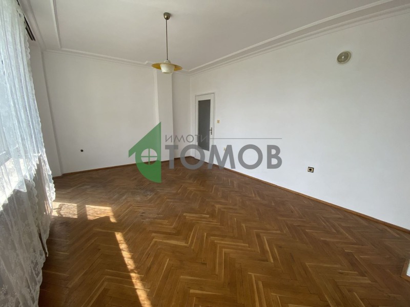 Na sprzedaż  1 sypialnia Szumen , Centar , 72 mkw | 21579108 - obraz [2]