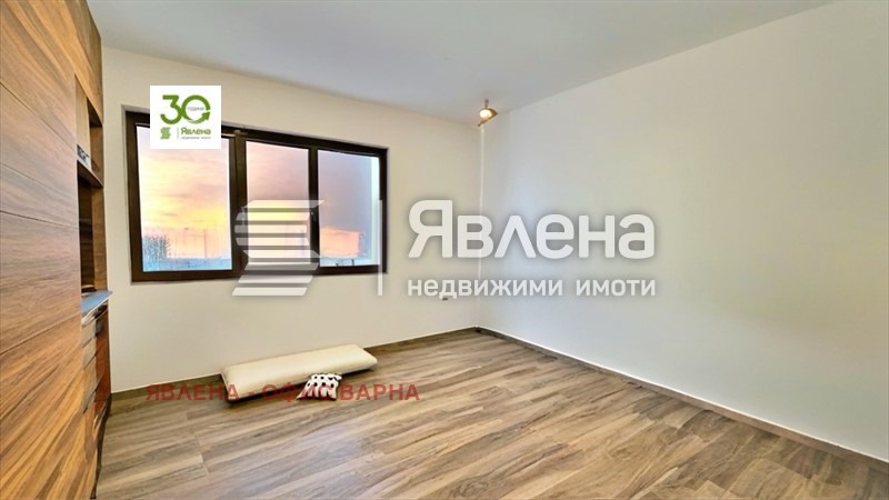 Продава КЪЩА, гр. Варна, Окръжна болница-Генерали, снимка 3 - Къщи - 53471628