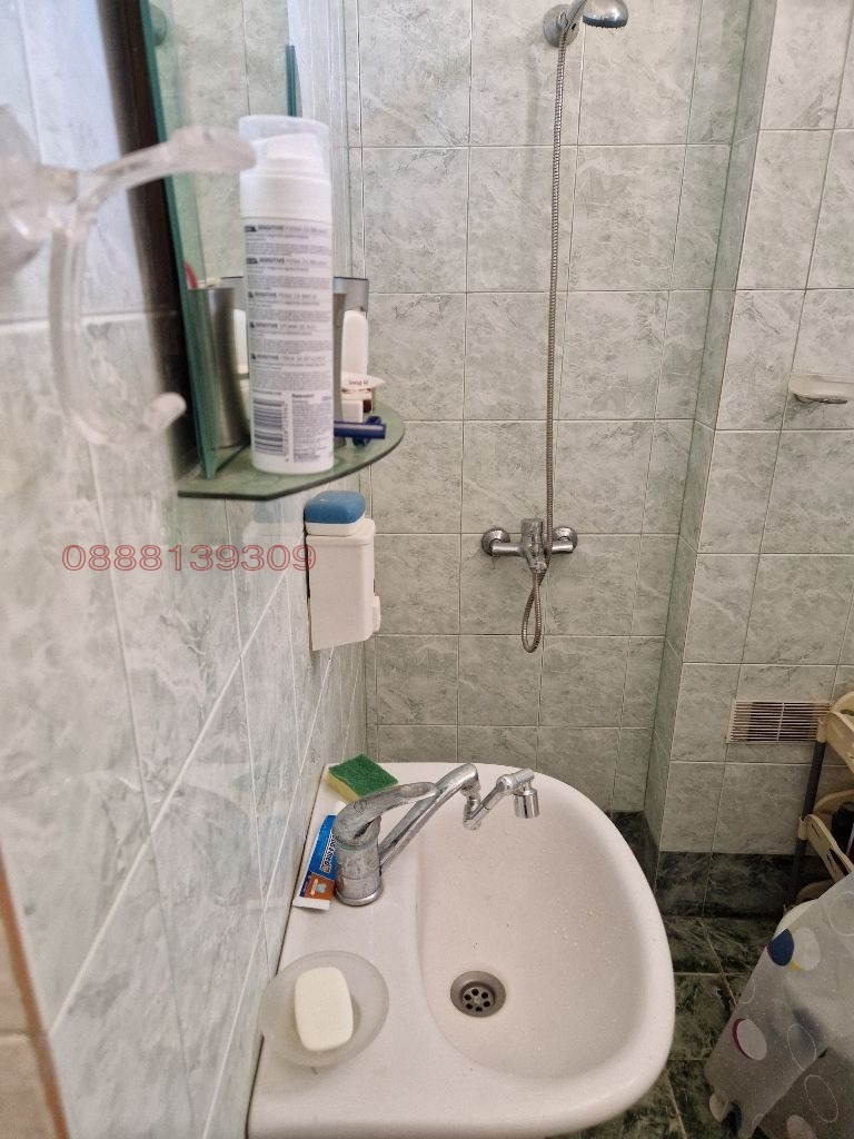 Продава КЪЩА, с. Дерманци, област Ловеч, снимка 5 - Къщи - 54345254