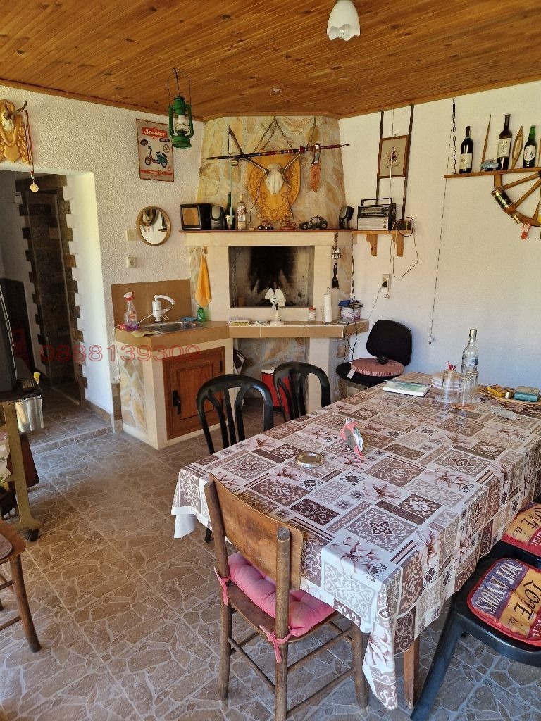 Продава КЪЩА, с. Дерманци, област Ловеч, снимка 4 - Къщи - 54345254