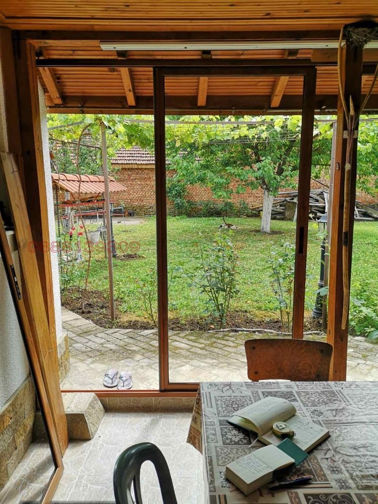 Продава КЪЩА, с. Дерманци, област Ловеч, снимка 13 - Къщи - 54345254