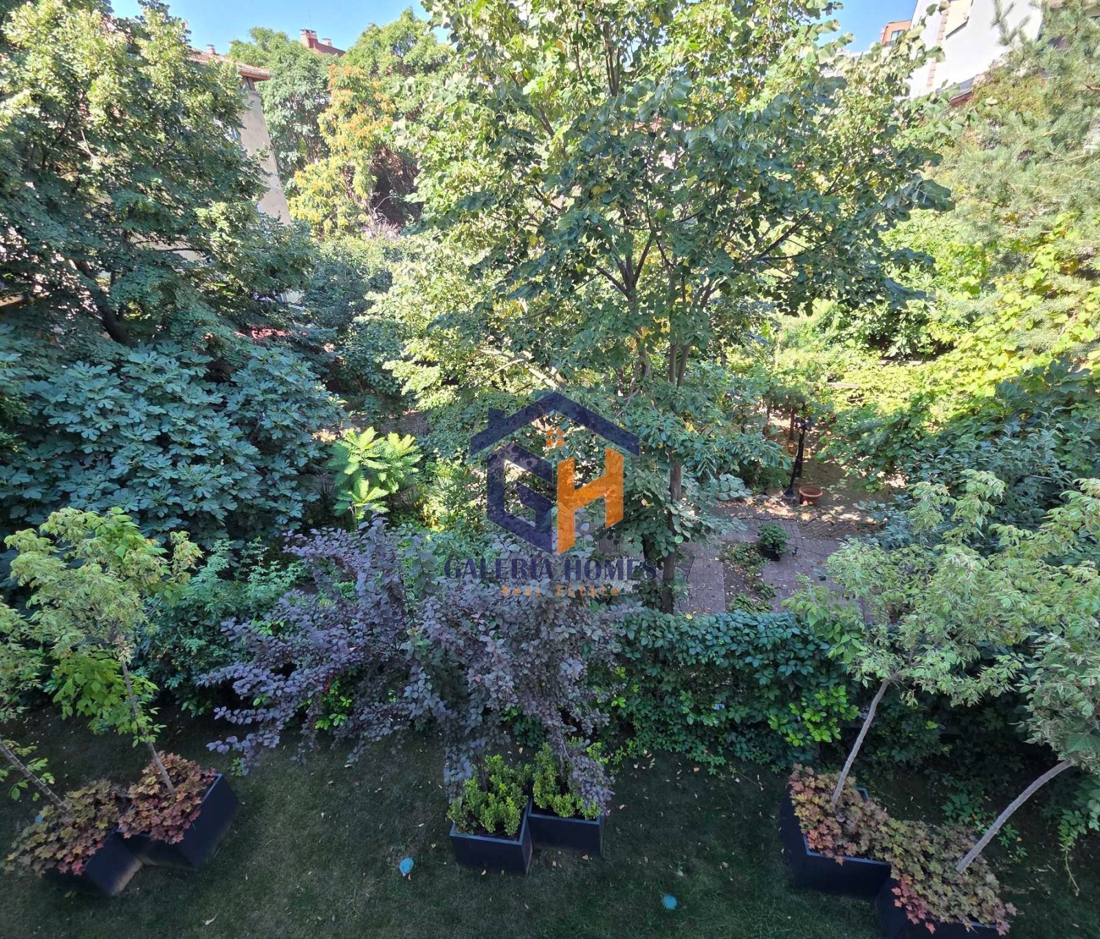 Продава 2-СТАЕН, гр. София, Център, снимка 2 - Апартаменти - 55541808