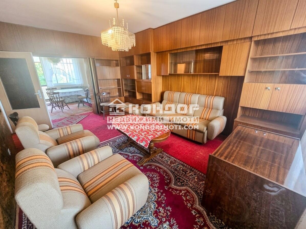 Продава 3-СТАЕН, гр. Пловдив, Център, снимка 2 - Апартаменти - 56027421