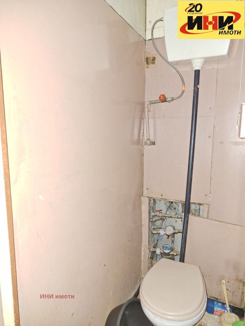 In vendita  2 camere da letto Ruse , Vazragdane , 82 mq | 73223950 - Immagine [9]