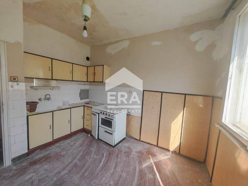 Продава 4-СТАЕН, гр. Силистра, Център, снимка 2 - Апартаменти - 52667405