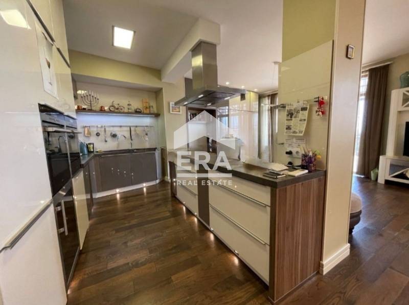 Προς πώληση  Μεζονέτα Βαρνα , Βρηζ , 225 τ.μ | 15557190 - εικόνα [3]