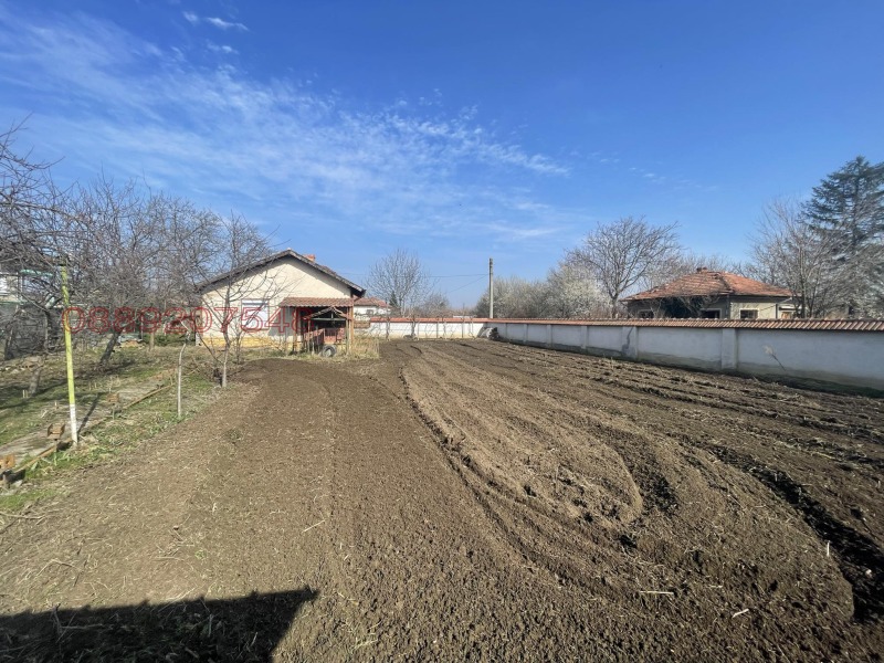 Продава КЪЩА, с. Горни Дъбник, област Плевен, снимка 4 - Къщи - 52785297