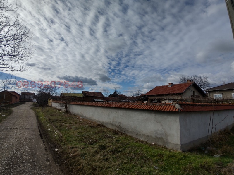 Продава КЪЩА, с. Горни Дъбник, област Плевен, снимка 6 - Къщи - 52785297