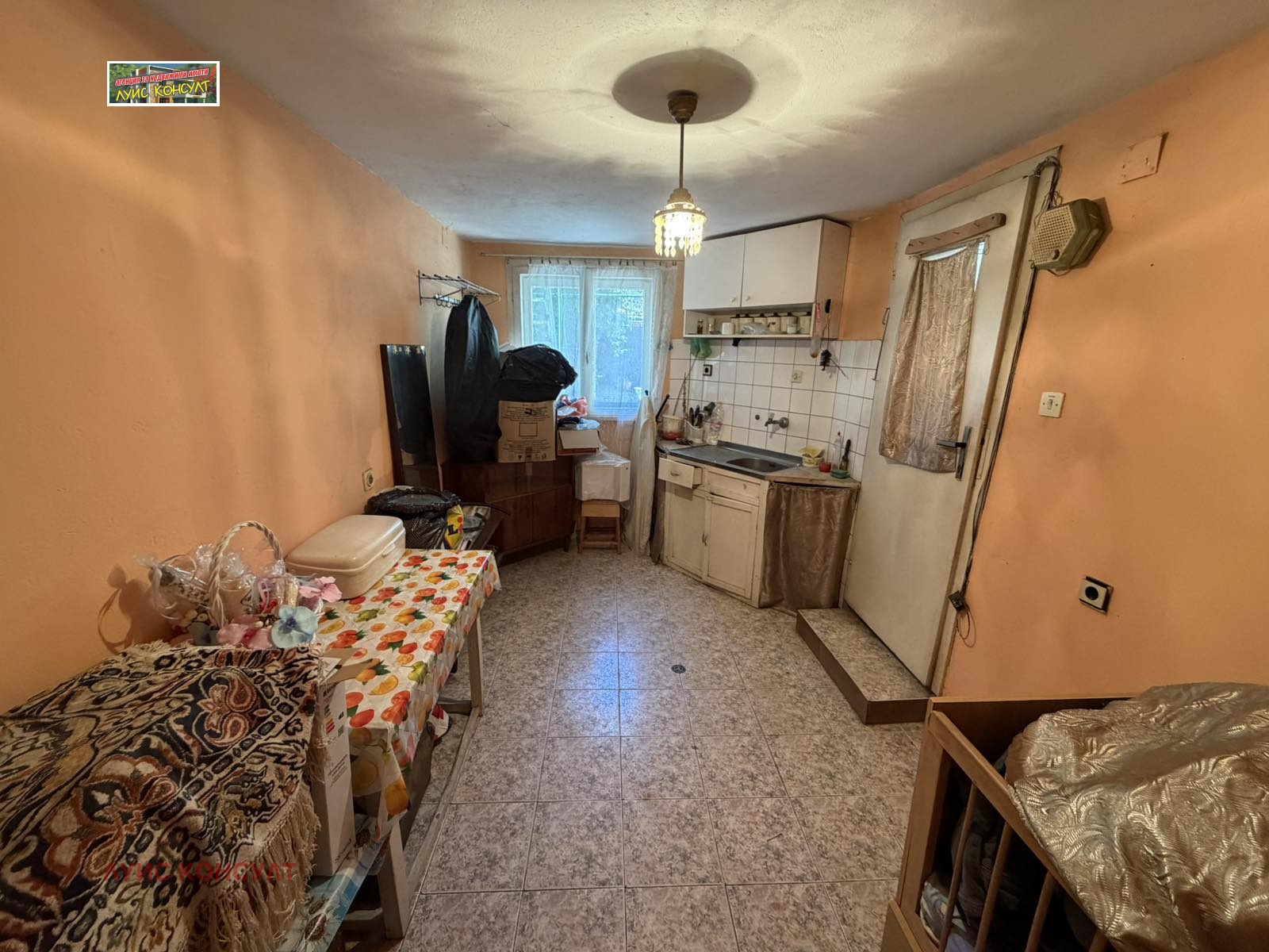 Продава КЪЩА, гр. Монтана, Широк център, снимка 7 - Къщи - 55119368