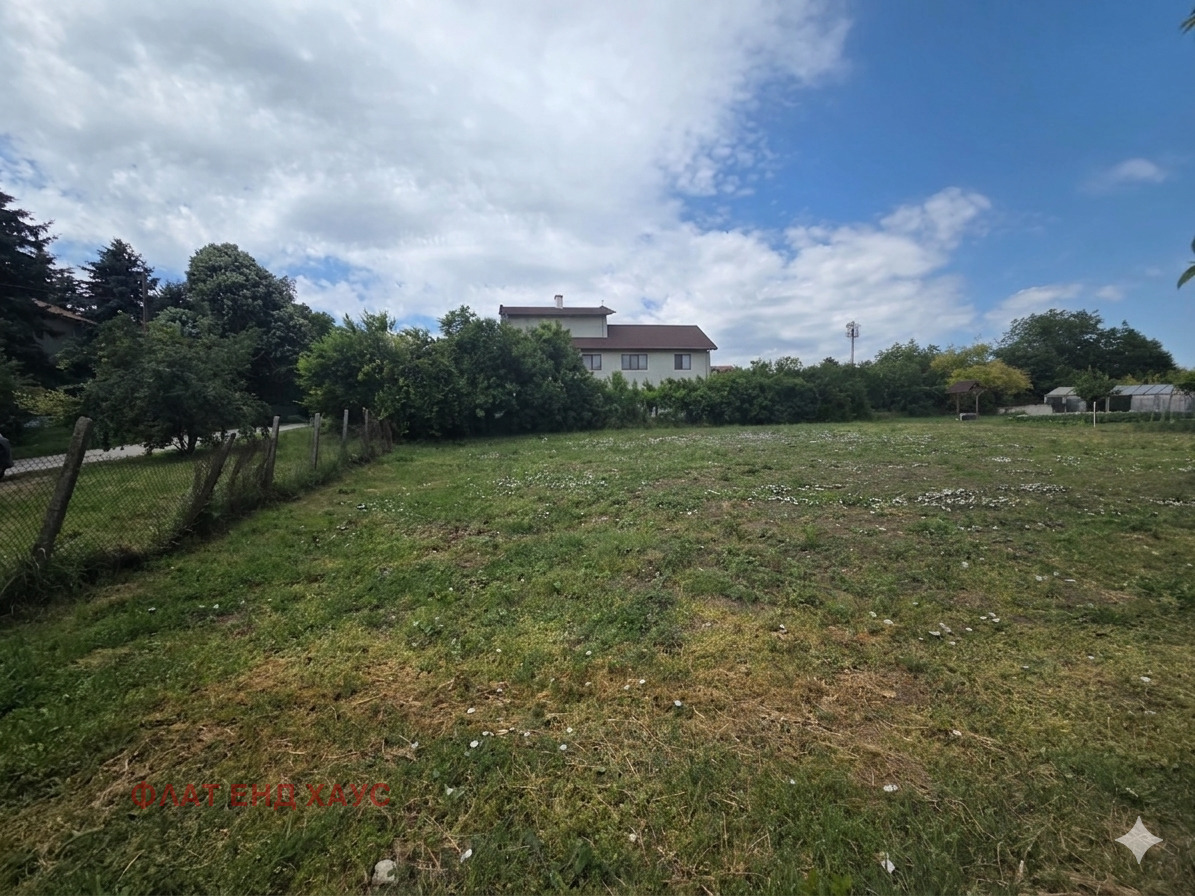 Продава ПАРЦЕЛ, с. Куманово, област Варна