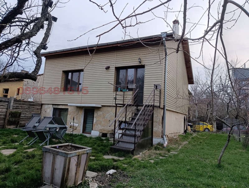 Продава КЪЩА в град София, Триъгълника - 160 кв.м / 376 000 € » 735 392.08 лв.