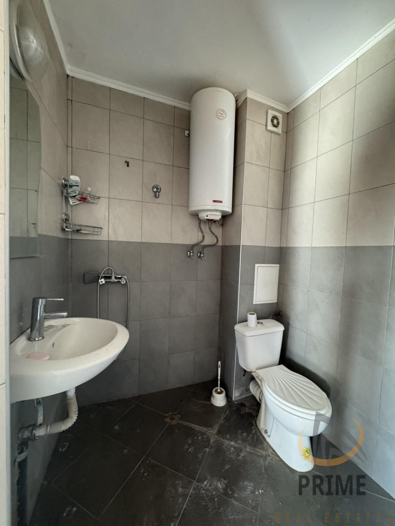 Продава 1-СТАЕН, гр. Бургас, Възраждане, снимка 12 - Апартаменти - 52149960