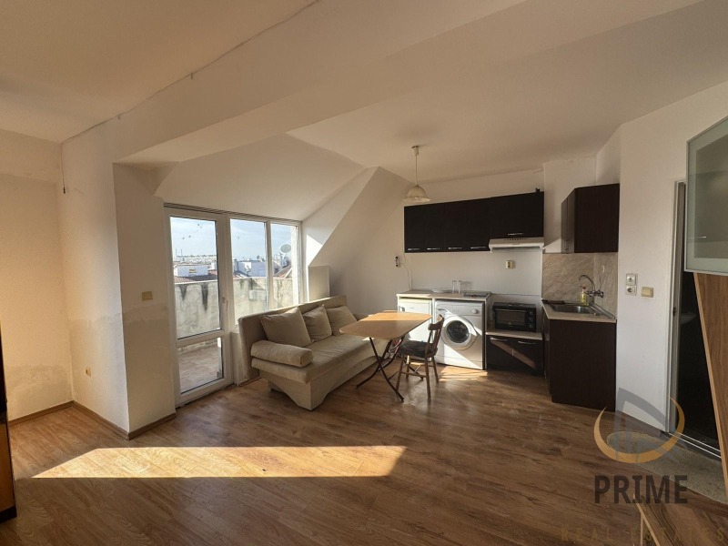 Продава 1-СТАЕН, гр. Бургас, Възраждане, снимка 3 - Апартаменти - 52149960