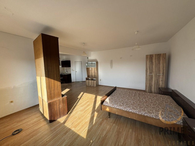 Продава 1-СТАЕН, гр. Бургас, Възраждане, снимка 2 - Апартаменти - 52149960