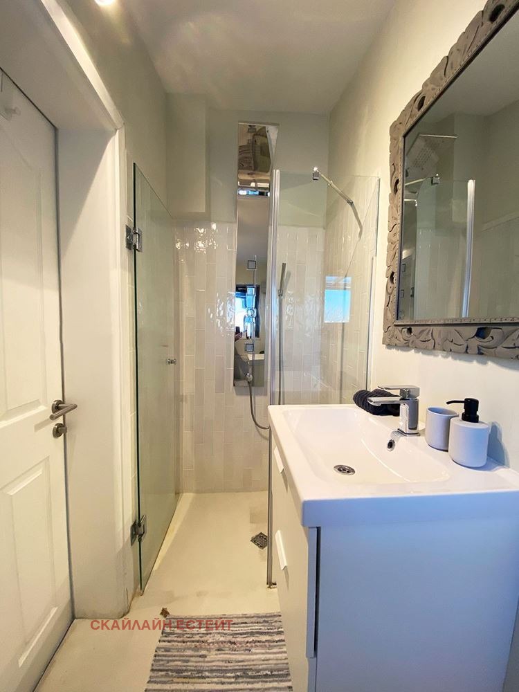 Продава 2-СТАЕН, гр. София, Център, снимка 2 - Апартаменти - 54121954