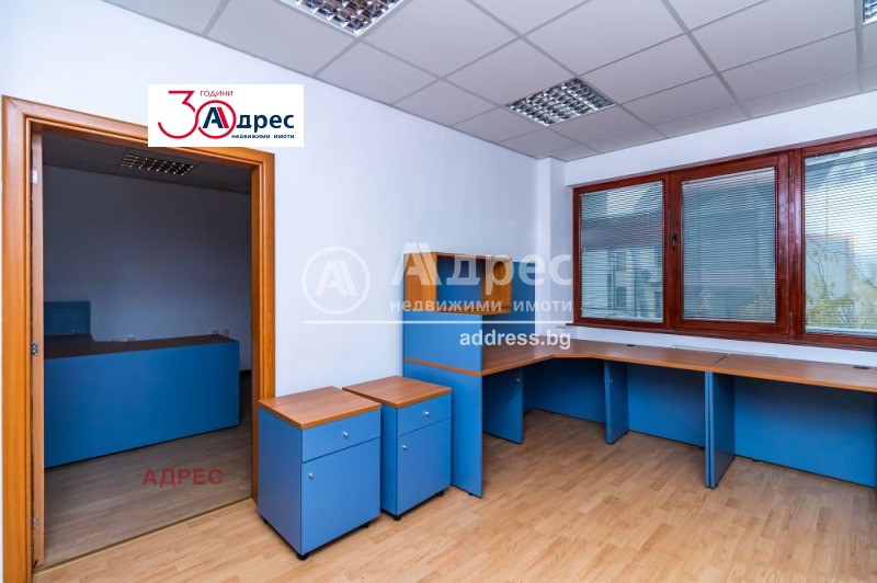 Продава  Офис град Варна , Център , 747 кв.м | 69064976 - изображение [4]