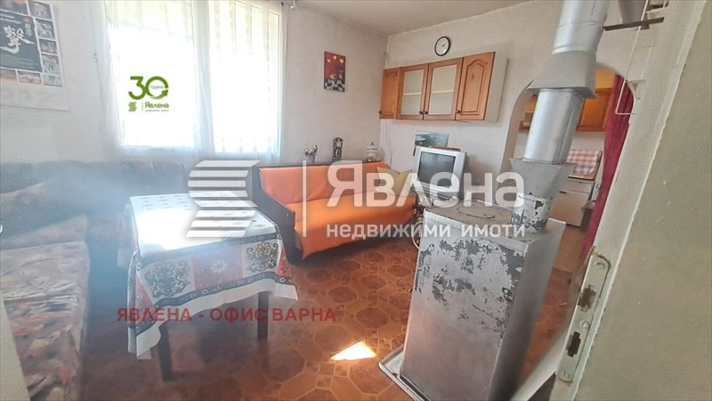 Продава КЪЩА, с. Калиманци, област Варна, снимка 5 - Къщи - 54744369
