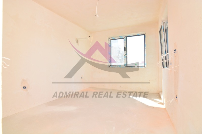Продава  3-стаен град Варна , Център , 155 кв.м | 58456370