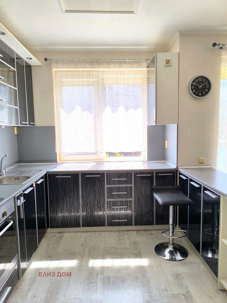 Продава 3-СТАЕН, гр. Варна, Окръжна болница-Генерали, снимка 2 - Апартаменти - 54203078