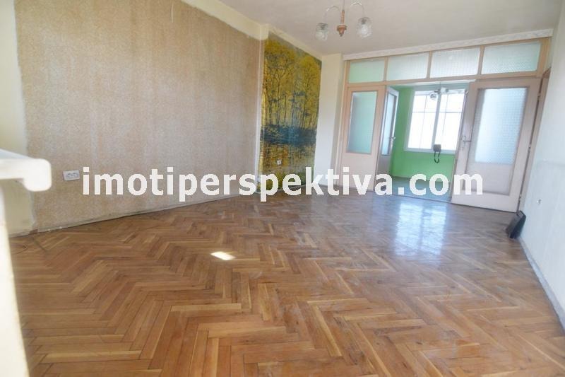 Eladó  3+ hálószoba Plovdiv , Kjucsuk Parizs , 107 négyzetméter | 42775032