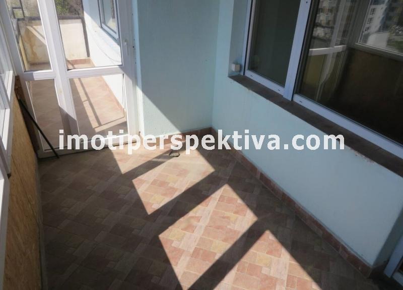 En venta  3+ dormitorios Plovdiv , Kyuchuk Parizh , 107 metros cuadrados | 42775032 - imagen [6]