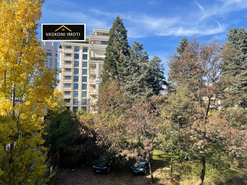 Продава  Къща, град София, Лозенец • 1 780 000 EUR • ID 33812628 — holmes.bg - [1] 