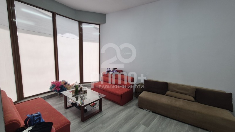 Продава МАГАЗИН, гр. Велико Търново, Бузлуджа, снимка 2 - Магазини - 52207722