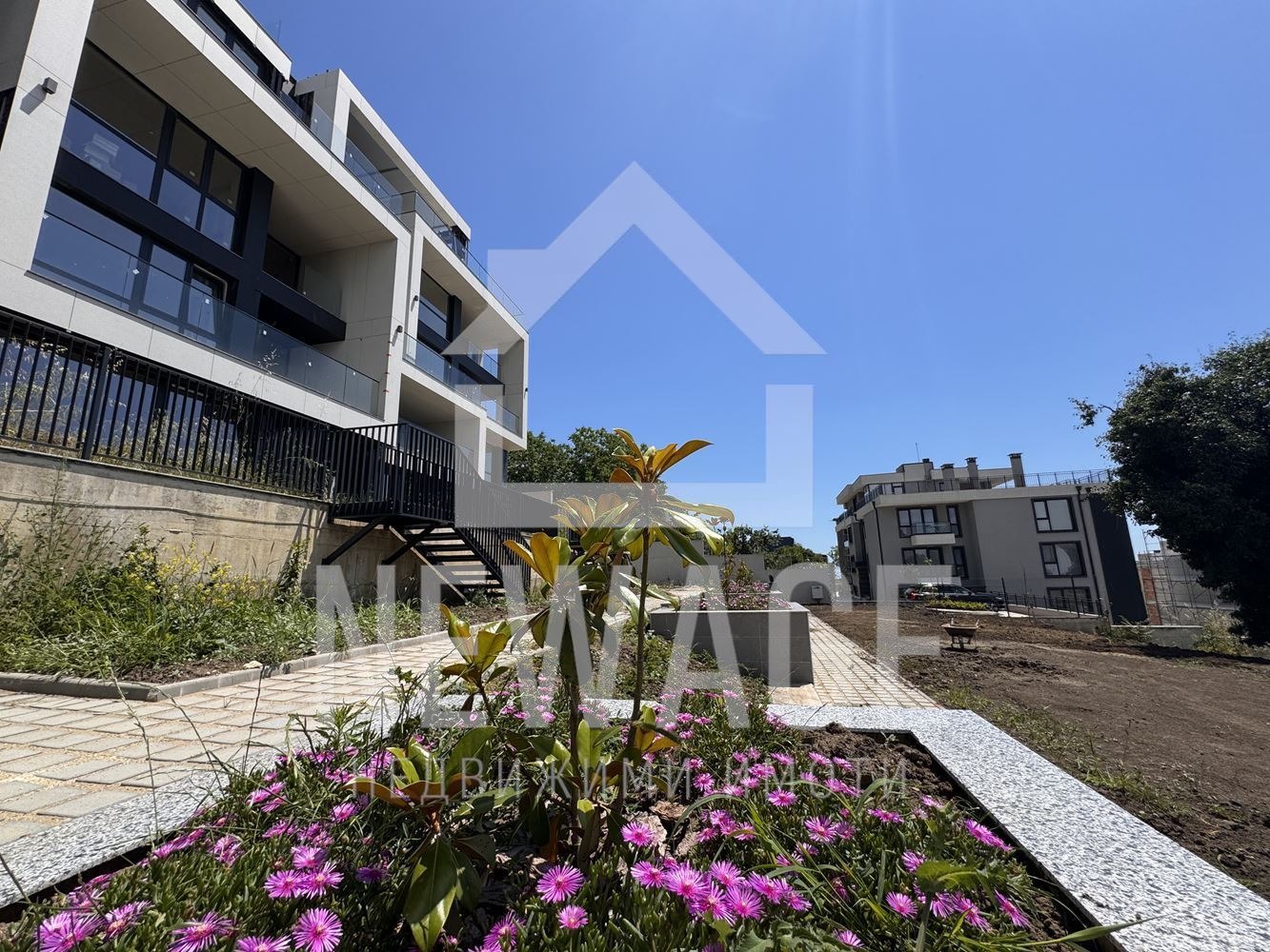 Продава 3-СТАЕН, гр. Варна, Бриз, снимка 2 - Апартаменти - 55622259