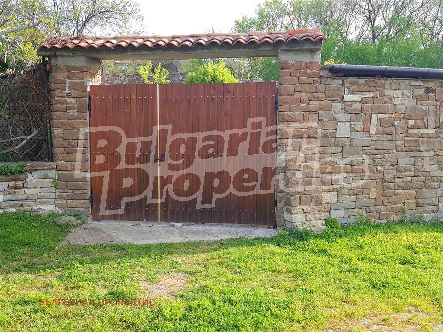 Продава ВИЛА, с. Емона, област Бургас, снимка 10 - Вили - 55837186