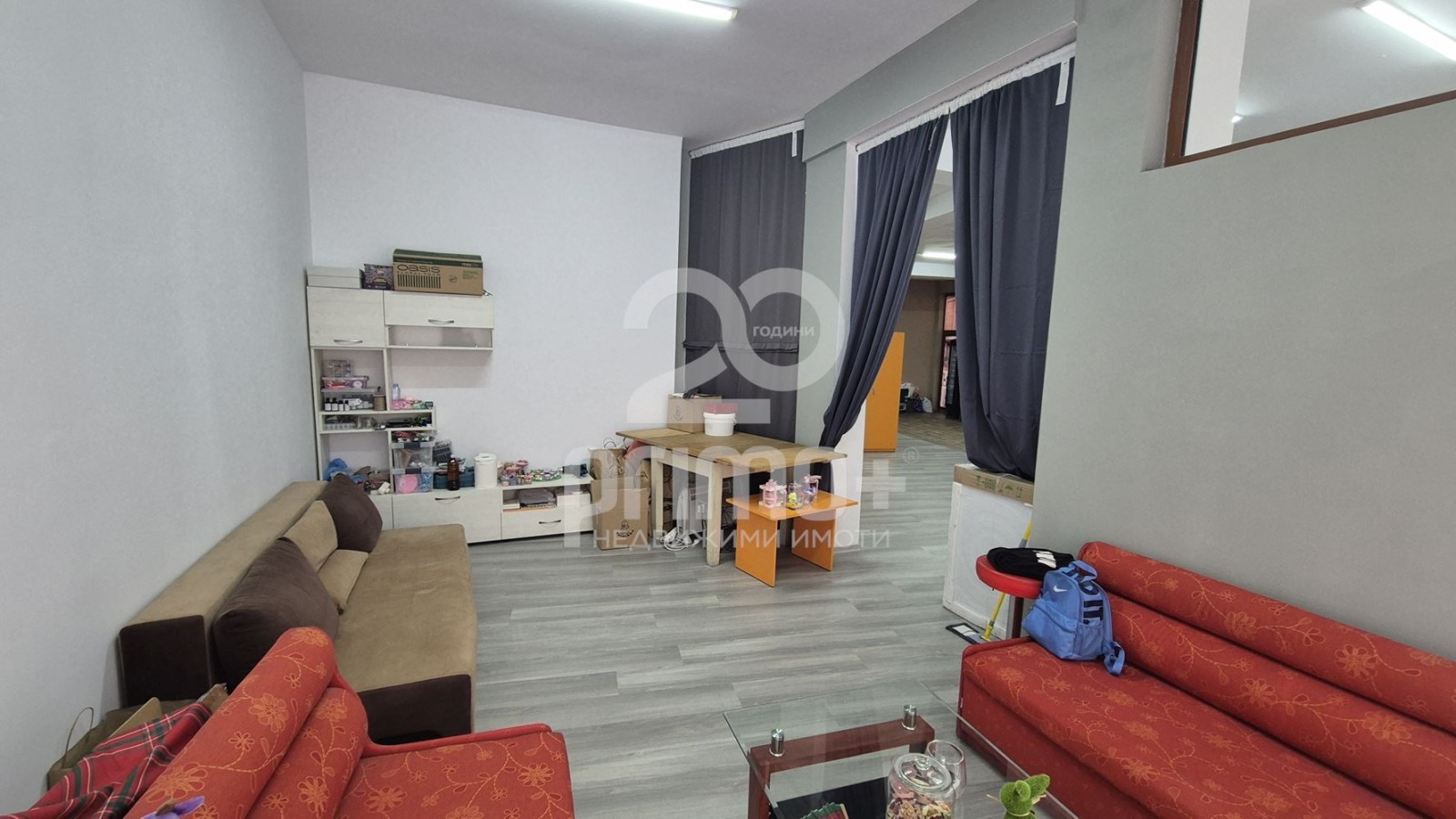 Продава МАГАЗИН, гр. Велико Търново, Бузлуджа, снимка 2 - Магазини - 53679620