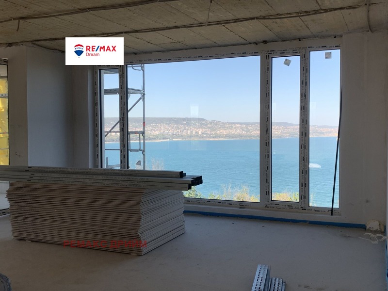 Na prodej  1 ložnice Varna , m-t Zelenika , 65 m2 | 47037017