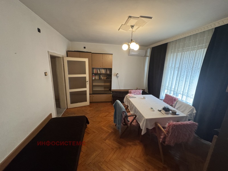 Продава  3-стаен град Пловдив , Кършияка , 82 кв.м | 68109319 - изображение [2]