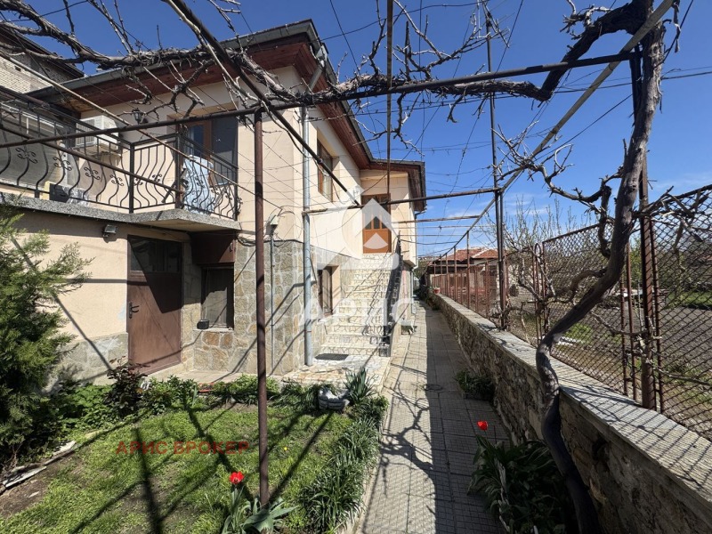 Продаја  Хоусе Флоор Пловдив , Коматево , 104 м2 | 35343900
