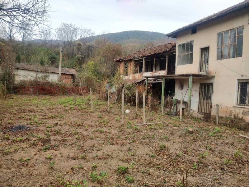 Продава  Къща област Монтана , с. Горно Озирово , 130 кв.м | 85471494 - изображение [2]