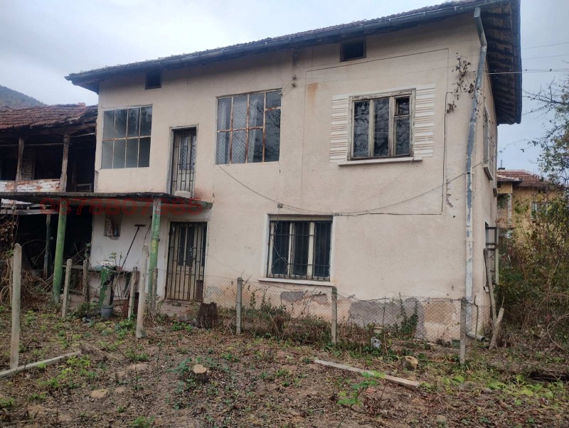 Продава  Къща област Монтана , с. Горно Озирово , 130 кв.м | 85471494