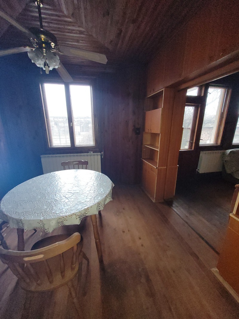 Продава КЪЩА, с. Обнова, област Плевен, снимка 9 - Къщи - 53504866