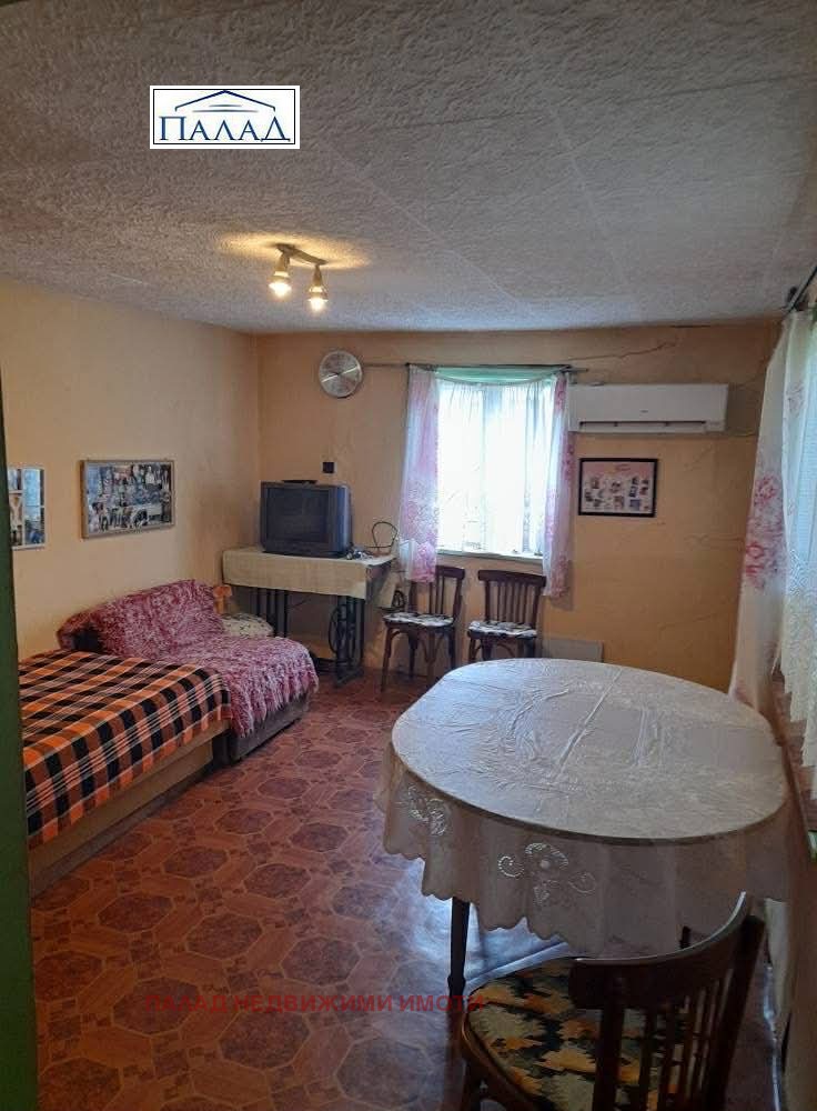 Продава КЪЩА, с. Разделна, област Варна, снимка 8 - Къщи - 53521363