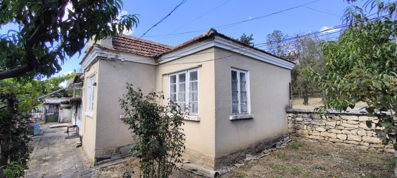 Продава КЪЩА в област Варна, гр. Суворово - 75 кв.м / 73 000 € » 142 775.59 лв., АГЕНЦИЯ ИМОТИ ВАРНА