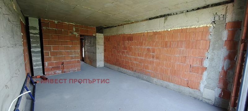 De vânzare  1 dormitor Sofia , Țentâr , 73 mp | 29280372 - imagine [4]