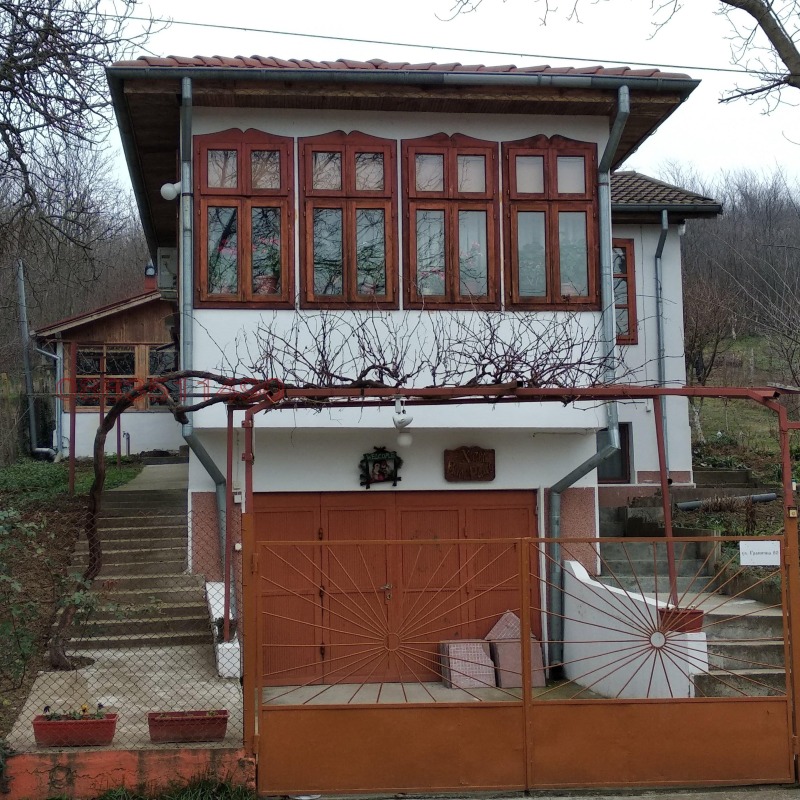 Продава КЪЩА, с. Ветрен, област Силистра, снимка 2 - Къщи - 52779906