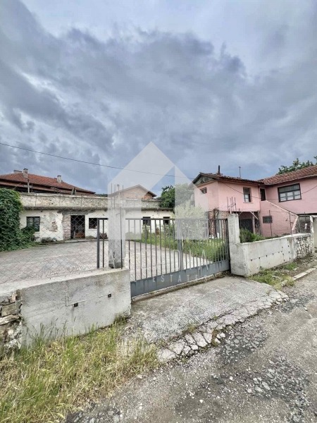 Продава КЪЩА, с. Марково, област Пловдив
