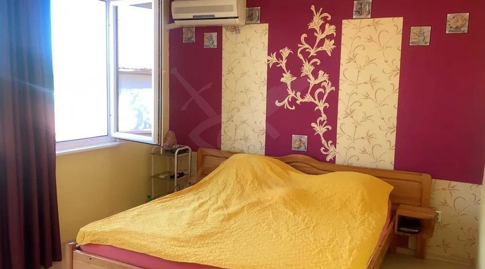 Продава ЕТАЖ ОТ КЪЩА, гр. Бургас, Долно Езерово, снимка 2 - Етаж от къща - 53317944