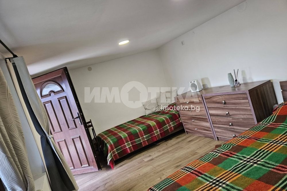 Продава КЪЩА, с. Черни връх, област Шумен, снимка 12 - Къщи - 56372955