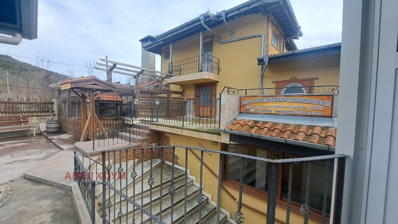 Продава КЪЩА в град Варна, Виница - 990 кв.м / 700 000 € » 1 369 081.00 лв., АВЕЯ ХОУМ