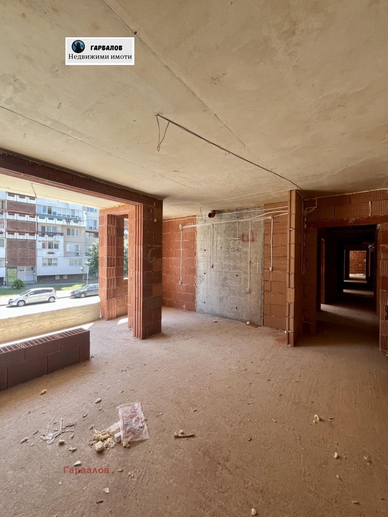 Продава  3-стаен град Русе , Широк център , 91 кв.м | 80428114