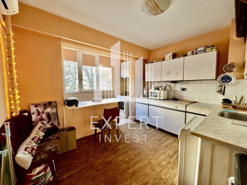 Продава 3-СТАЕН, гр. Варна, Цветен квартал